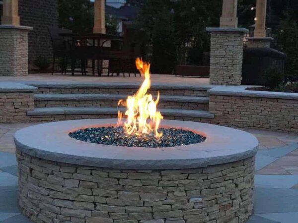 4 Advantages Of Using Fire Glass In Your Gas Fire Pit - Montana Fire Pits
