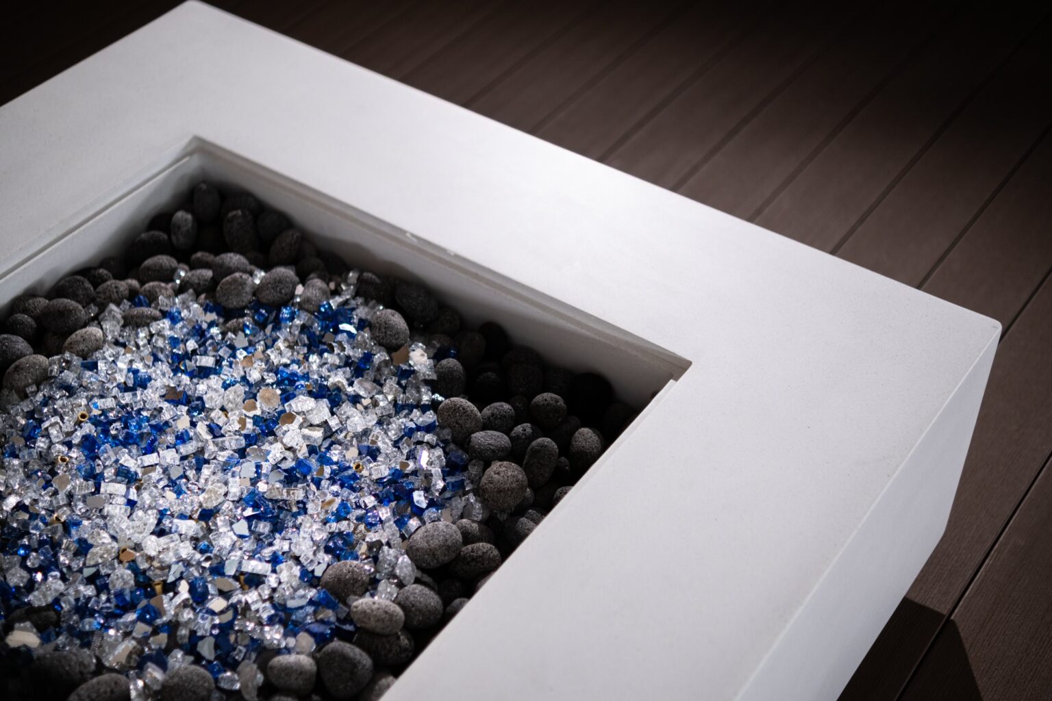 Reflective Fire Glass Incredible Color Options Montana Fire Pits