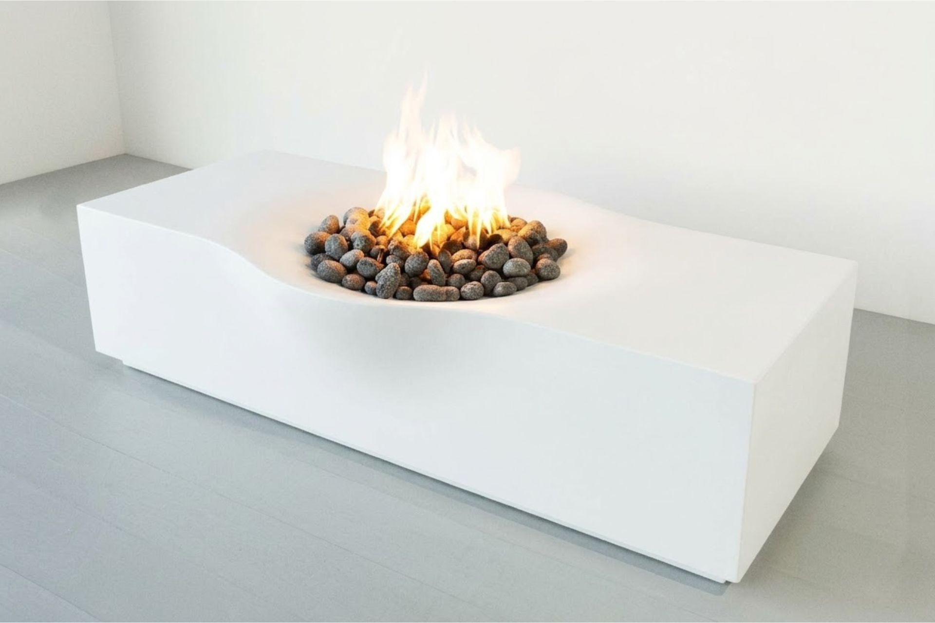 Nido Angle Nido Shasta Snow Fast Ship Fire Table