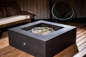 Glacier fire pit table in Oil Rubbed Bronze